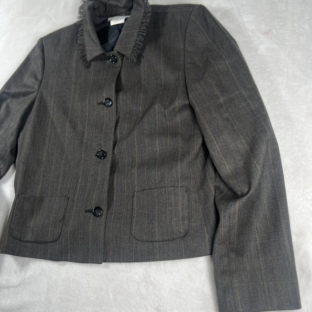 Harve Benard Sport Blazer Womens 10‎ Gray Wool Pinstripe Fringe Collar Jacket